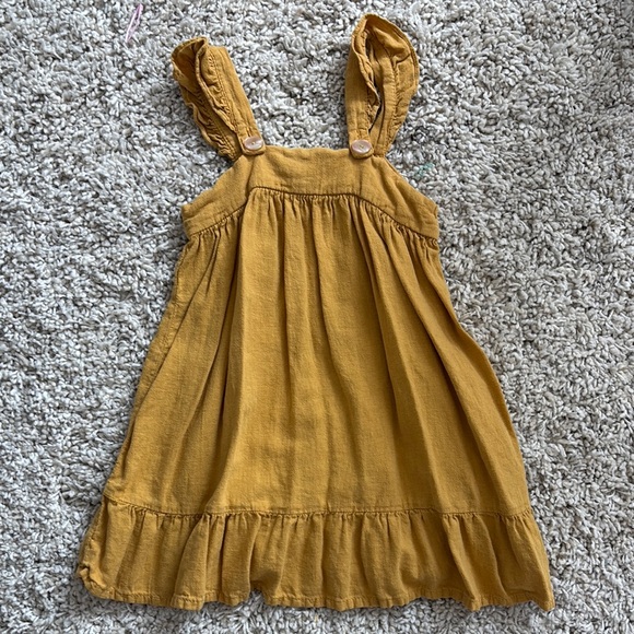 Robe Zara Moutarde Avec Volants - Taille L, Référence 8158/705, Neuve Sans étiquette
